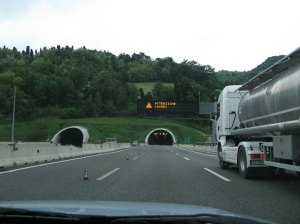 Tunnel-entrance